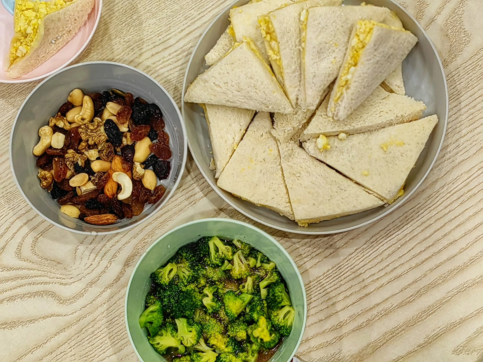 Café-Style Breakfast Morning